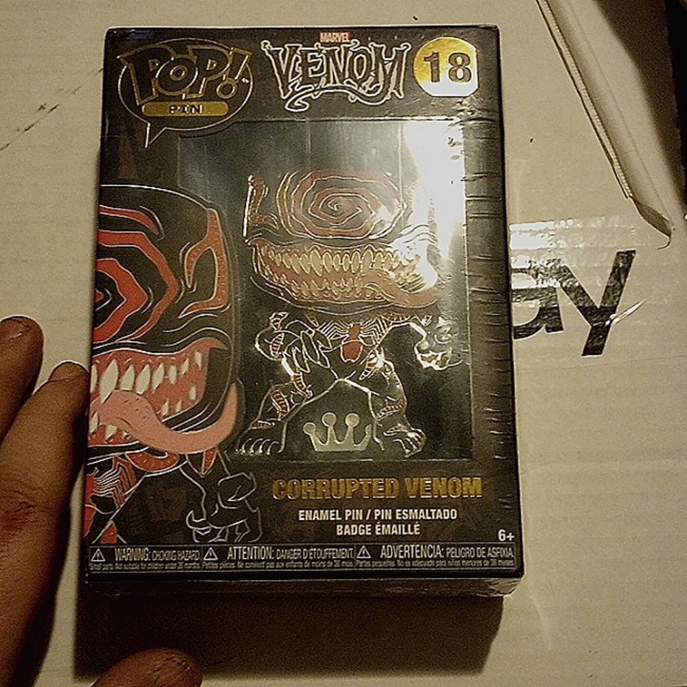 New in box FUNKO POP PIN MARVEL CORRUPTED VENOM